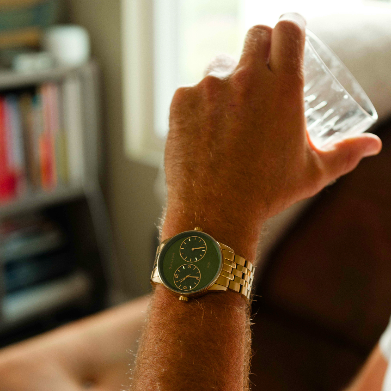 Taylor Steele Analogue Dual Time Zones– Green Dial, Gold Tone Case & Bracelet Watch