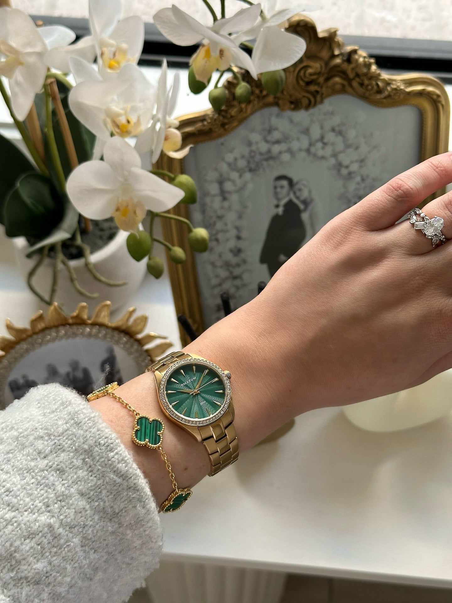 Sydney Green Box Set -Includes Gold Bracelet Watch with Green Leather Strap