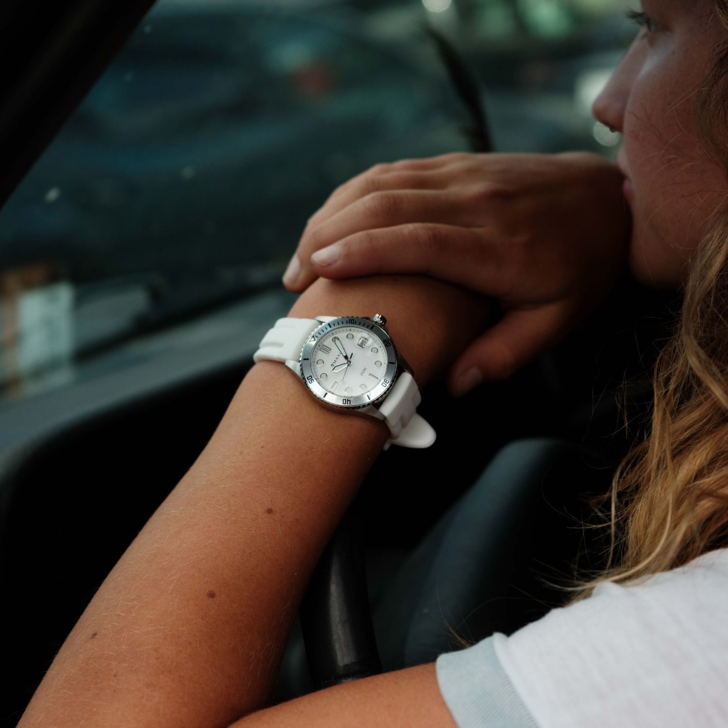 Liberty Ladies Analogue Date Watch – Silver-Tone Case, White Dial & White Silicone Strap