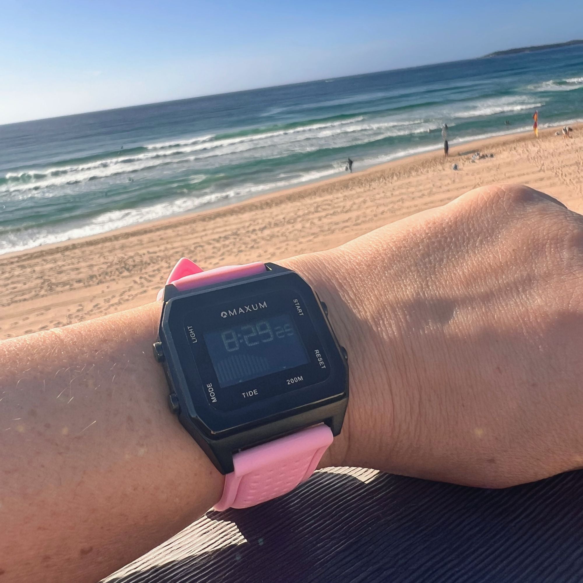 Raglan Digital Tide Watch Set – Gun Metal Case, White & Pink Silicone Strap