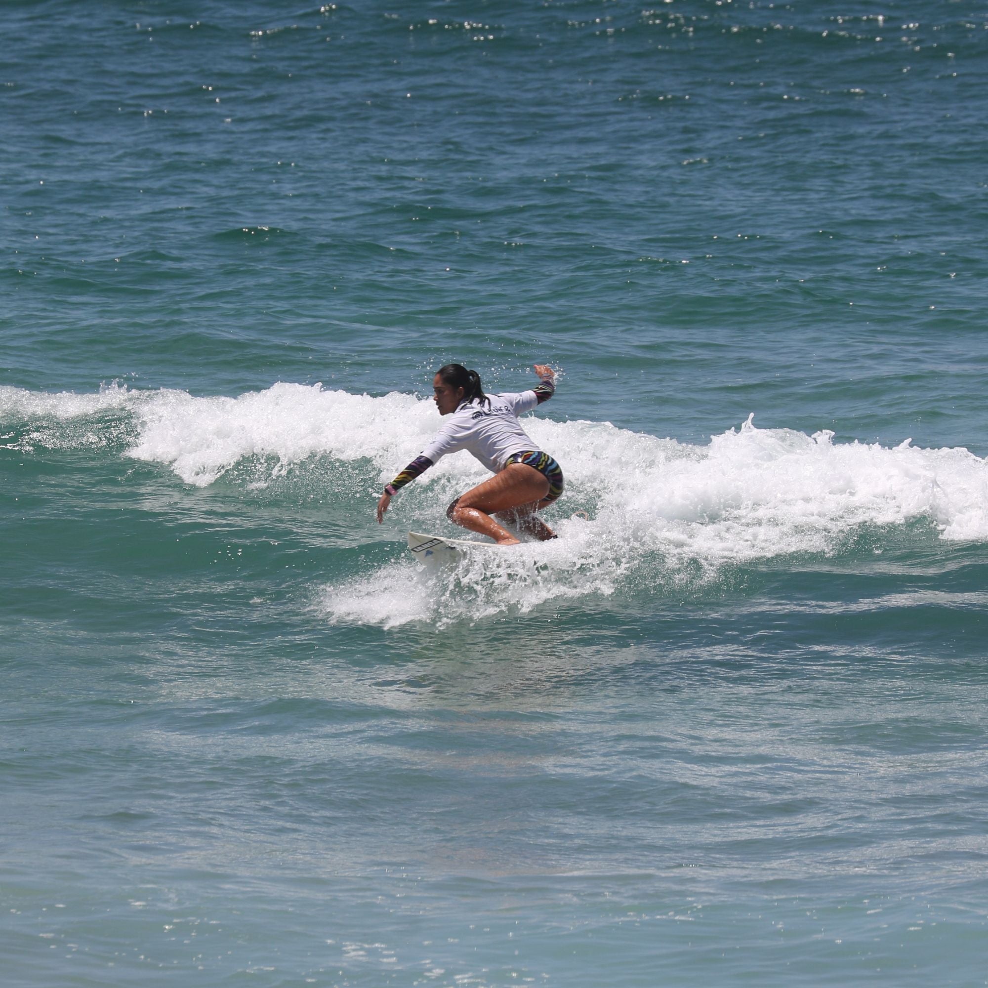 Raglan Digital Tide Watch Set – Gold Case White & Pink Silicone Strap