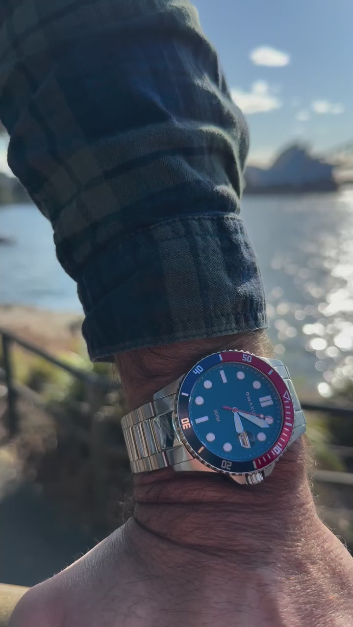 Prince Analogue Date Watch – Blue Dial, Silver-Tone Case & Bracelet