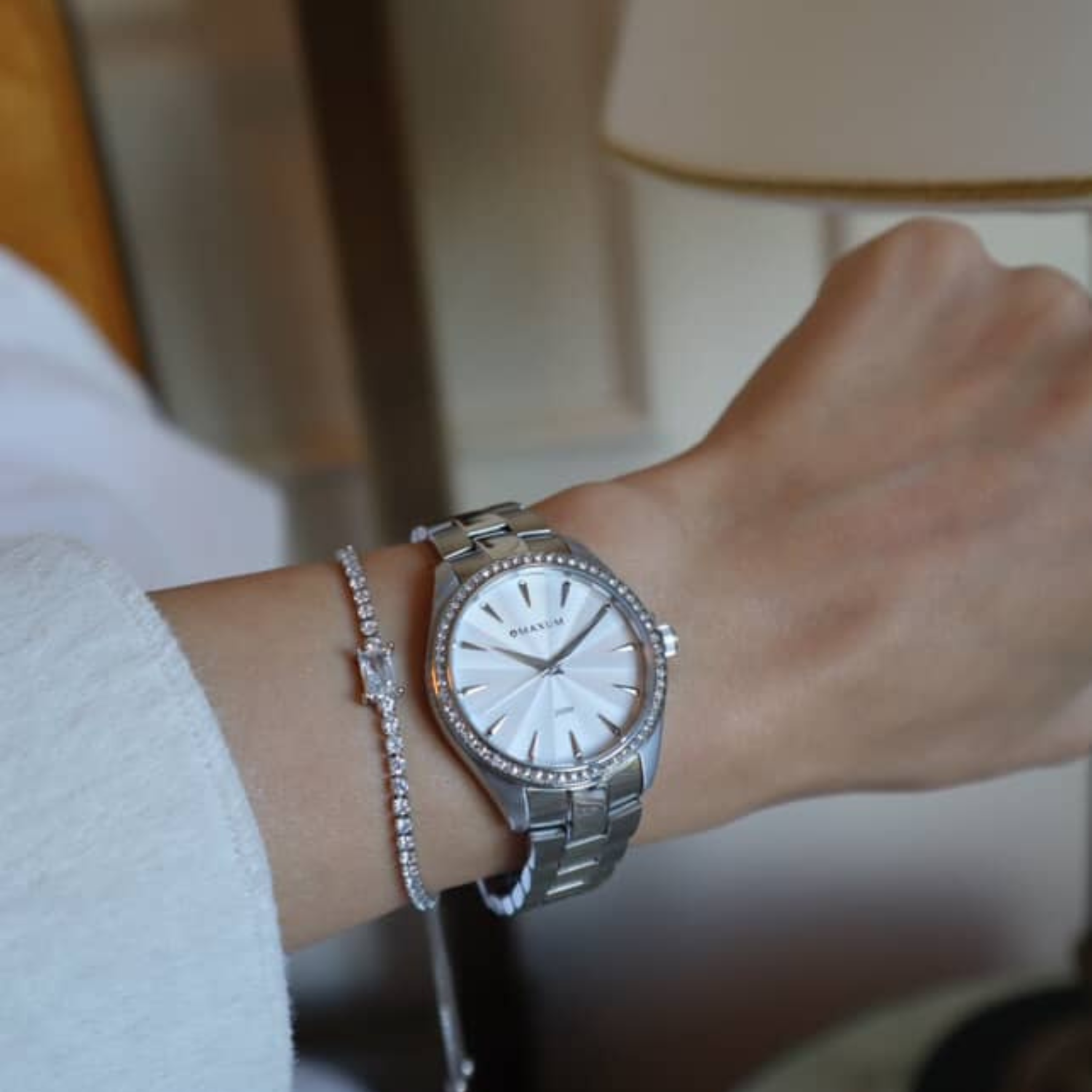 Sydney Crystal-Embellished Analogue Watch  –White Dial & Silver Tone Case & Bracelet