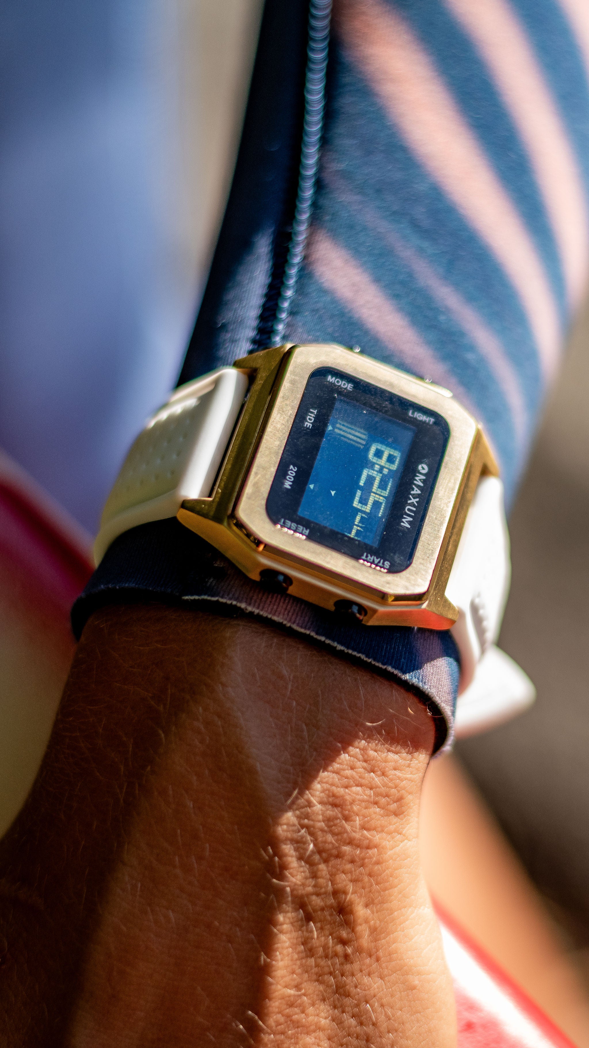 Raglan Digital Tide Watch Set – Gold Case White & Pink Silicone Strap