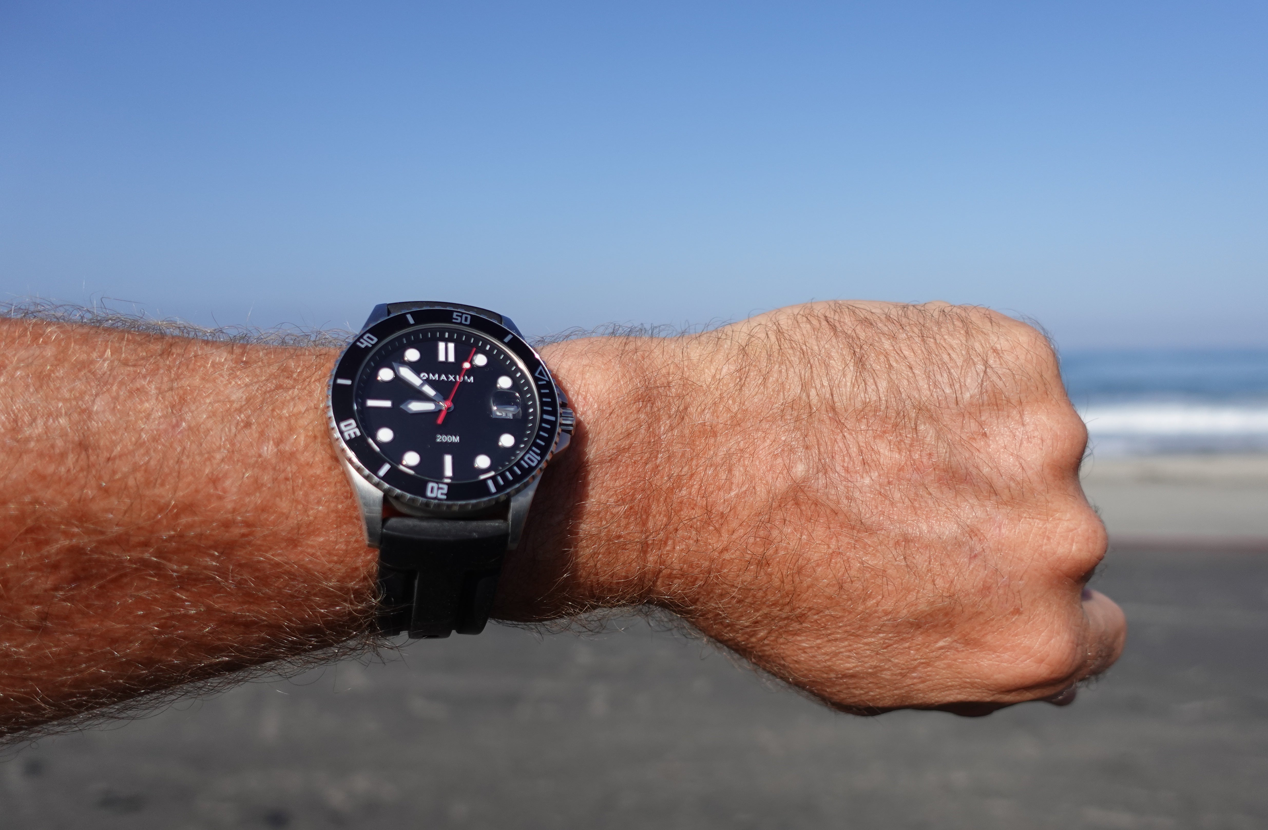 Prince Analogue Date Watch – Black Dial, Silver-Tone Case & Bracelet