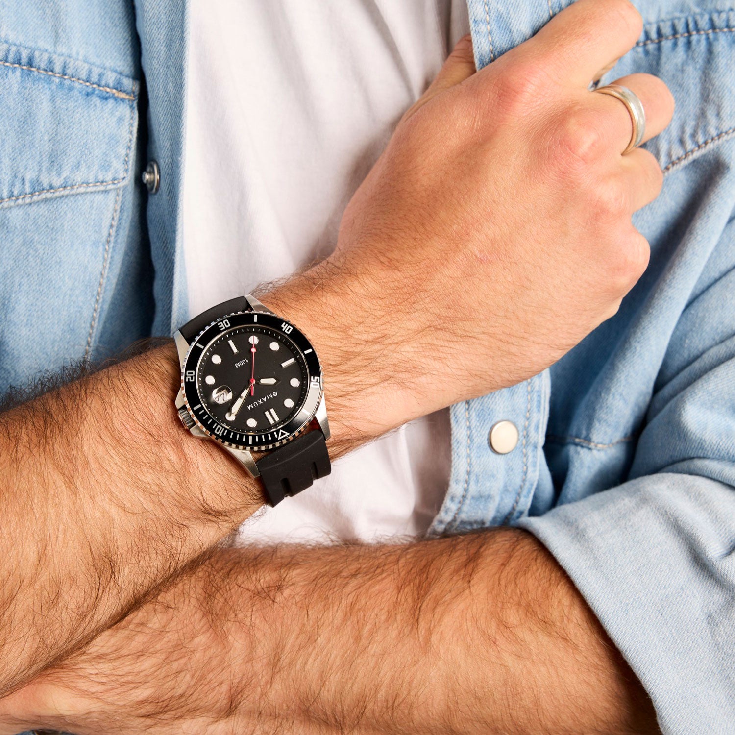 Prince Analogue Date Watch – Silver-Tone Case, Black Dial & Black Silicone Strap